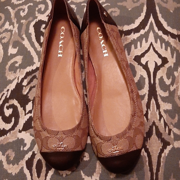 Coach monogram size 8.5 - Picture 2 of 4